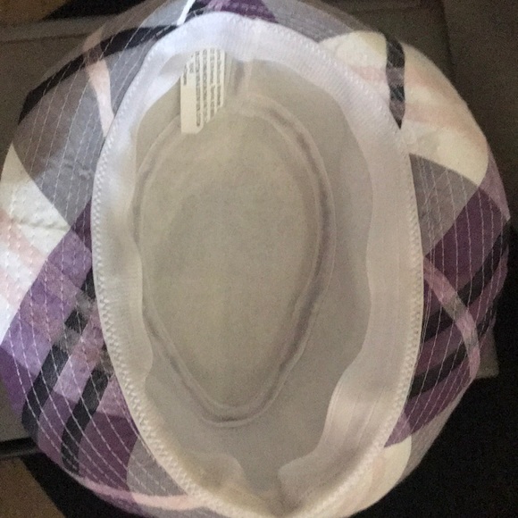 Hat - Picture 3 of 3